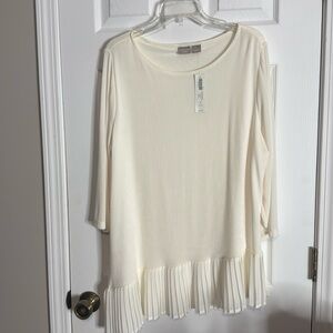 NWT Chico’s Travelers Ivory Tunic Top Size 3 Chiffon Pleat Asymmetrical Hem